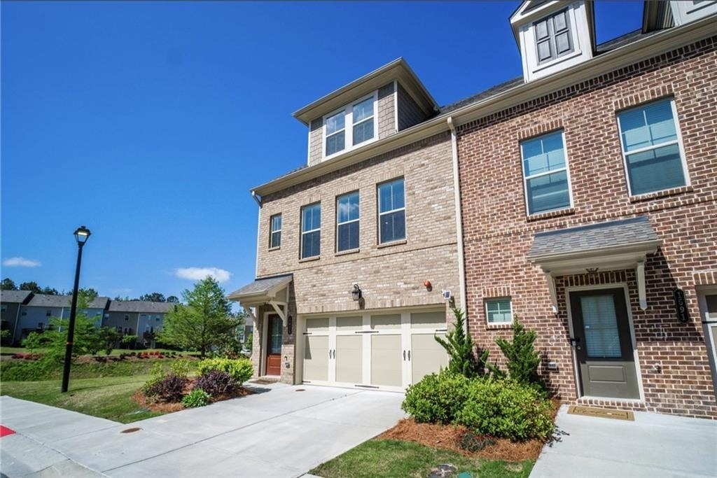 1595 Ridgebrook Downs - Photo 2