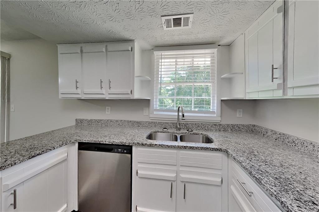 1672 Johnston Trail Nw - Photo 4