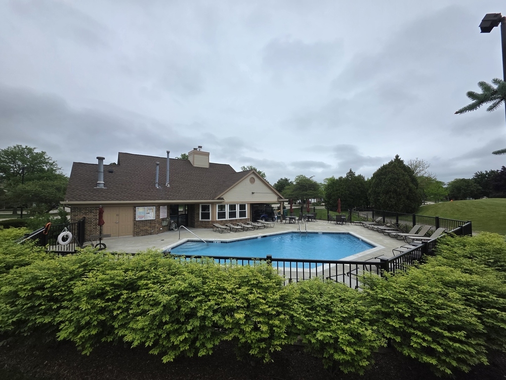 225 Willow Parkway - Photo 36