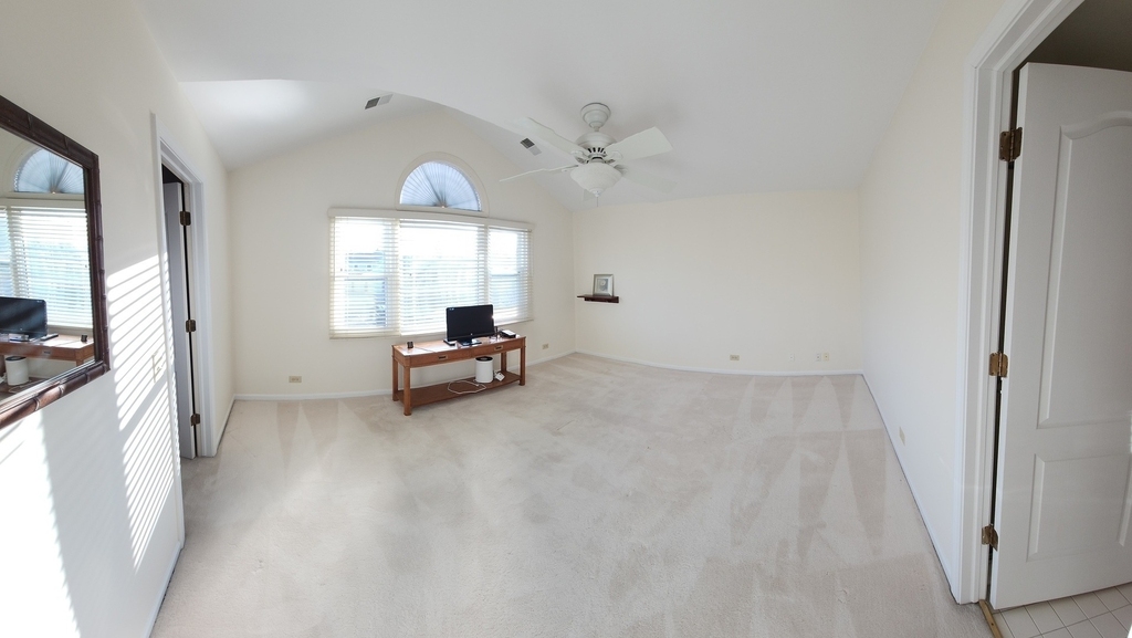 225 Willow Parkway - Photo 17