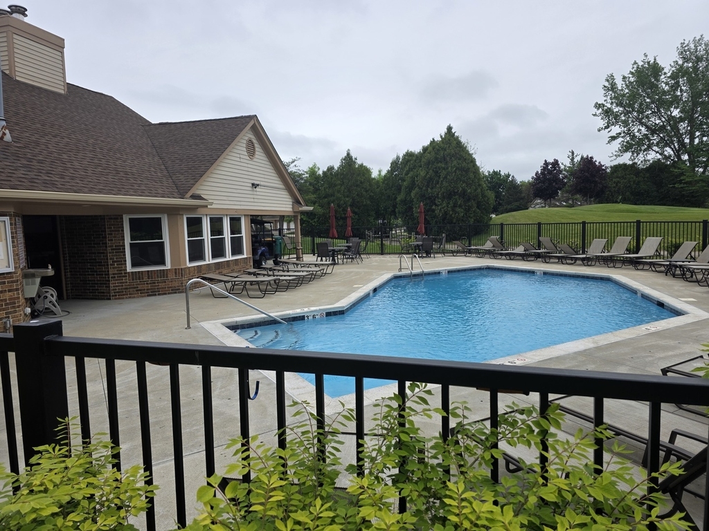 225 Willow Parkway - Photo 37