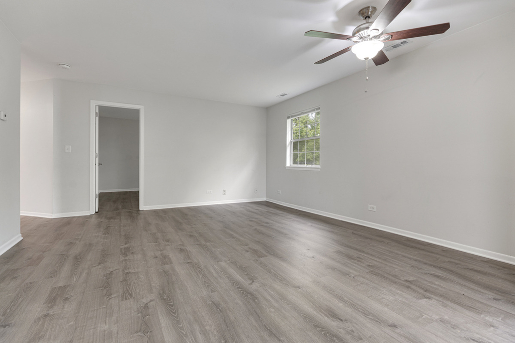 96 Gant Circle - Photo 1