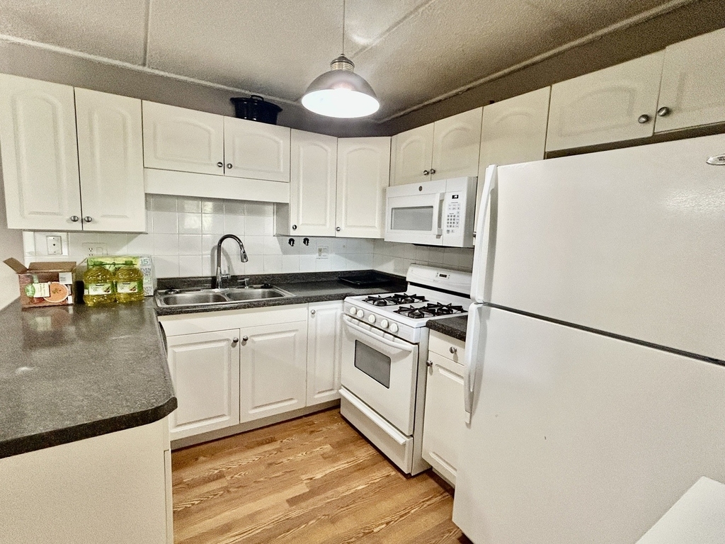 5s070 Pebblewood Lane - Photo 4