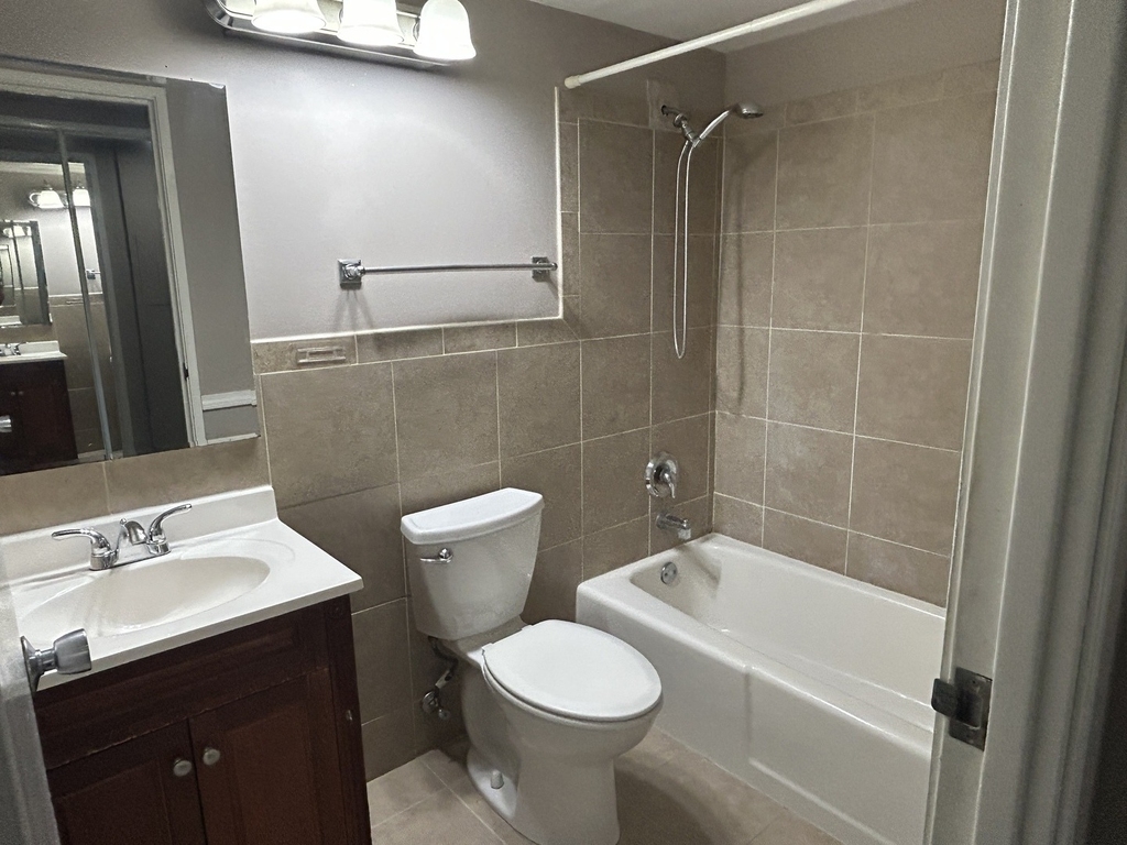 5s070 Pebblewood Lane - Photo 11