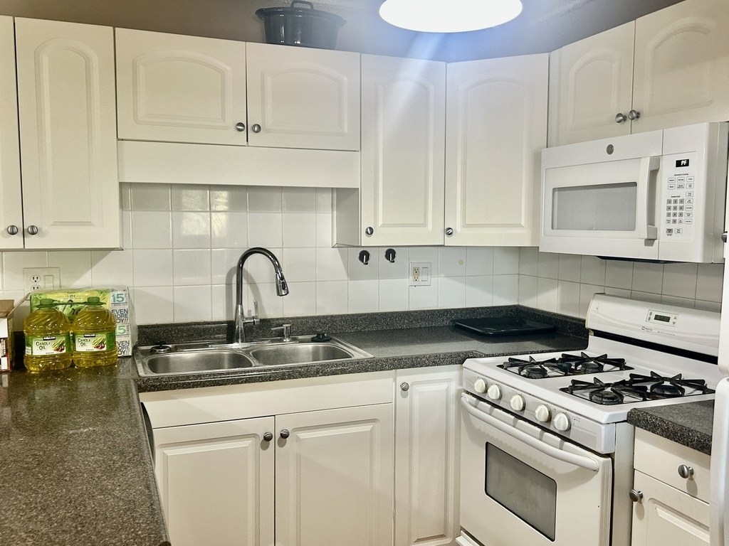 5s070 Pebblewood Lane - Photo 5