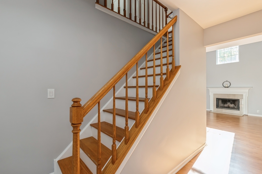 222 Wellington Circle - Photo 8