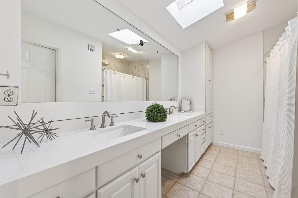 5643 Piping Rock Lane - Photo 39