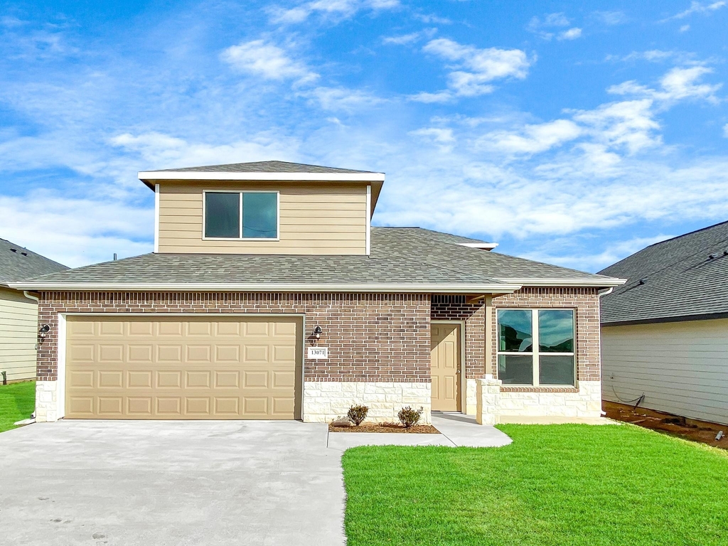 13071 Clearview Drive - Photo 0