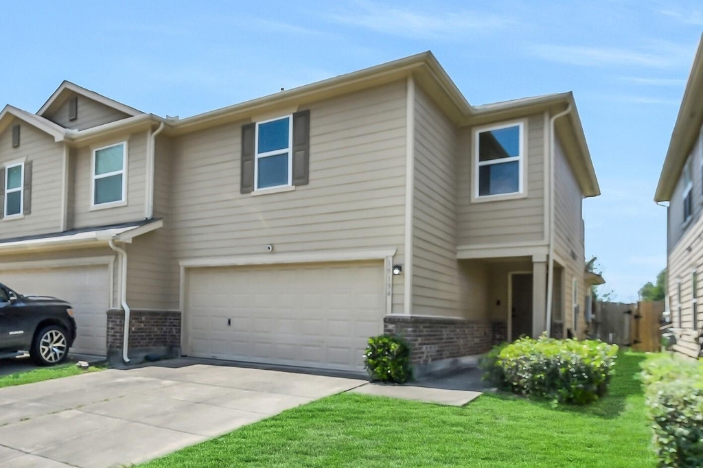15134 Trinity Meadow Drive - Photo 0