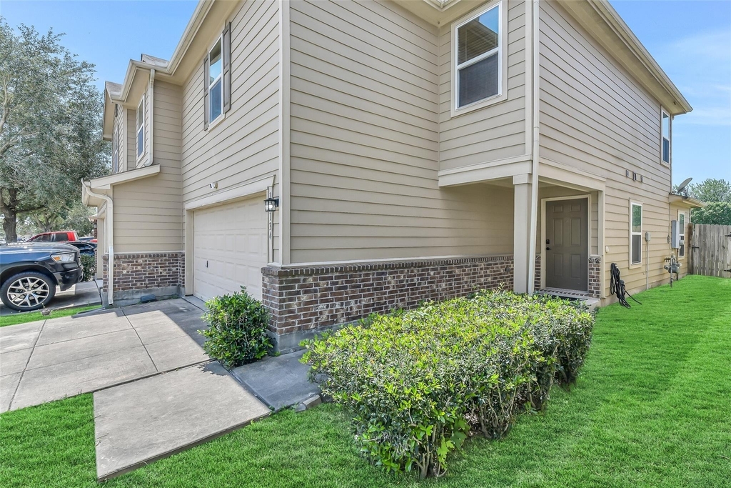 15134 Trinity Meadow Drive - Photo 1