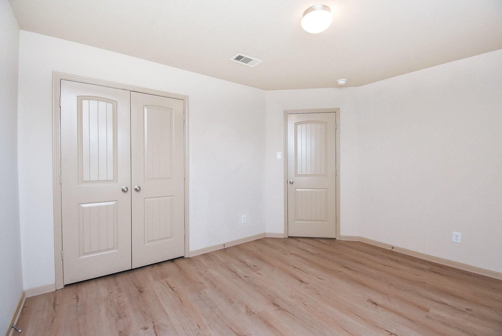2106 Harmon Crest Court - Photo 32