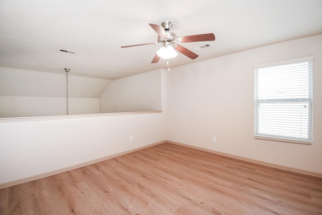 2106 Harmon Crest Court - Photo 27