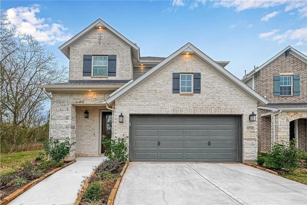 10738 Bridgeport Path Court - Photo 0