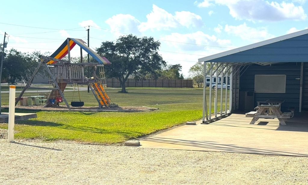 115 Grand Oak 2 - Photo 18