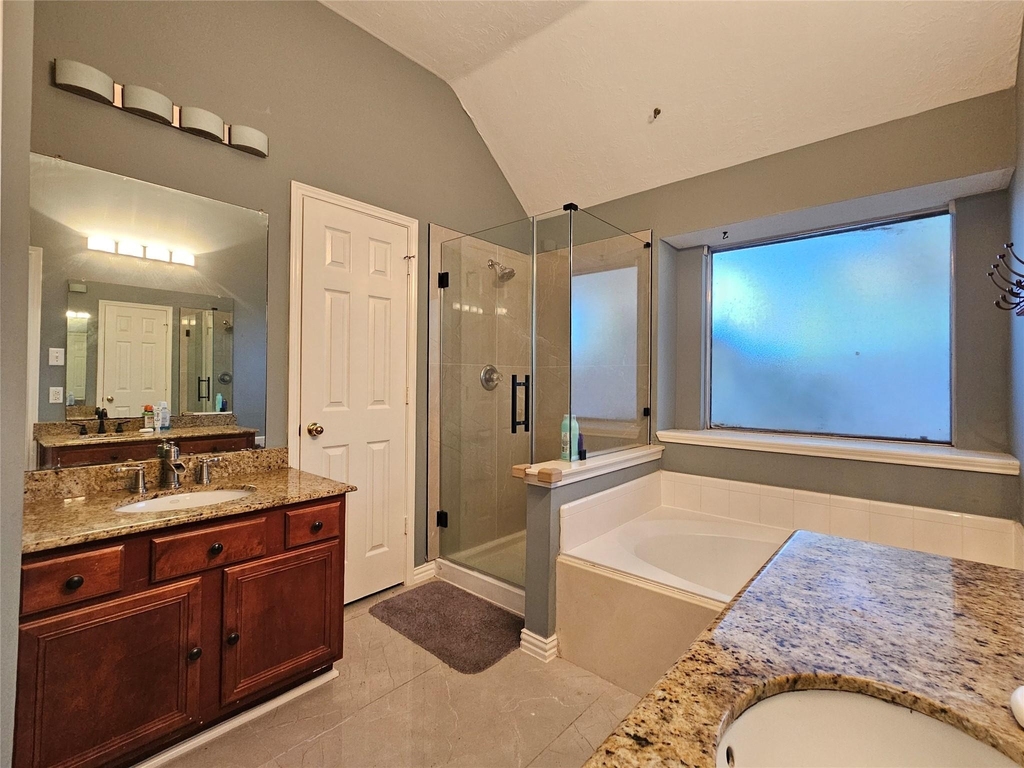 8807 Vista Springs Drive - Photo 12