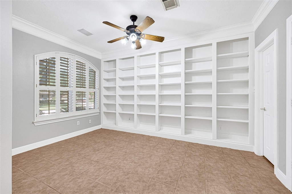 8619 Arranmore Lane - Photo 11