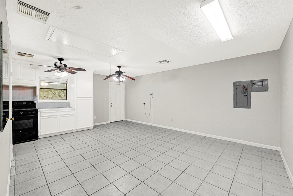 8619 Arranmore Lane - Photo 27