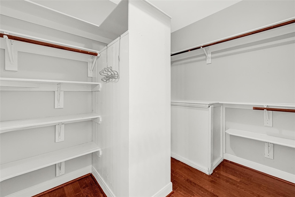 8619 Arranmore Lane - Photo 17