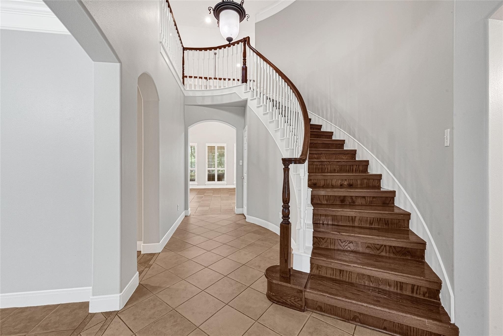 8619 Arranmore Lane - Photo 2