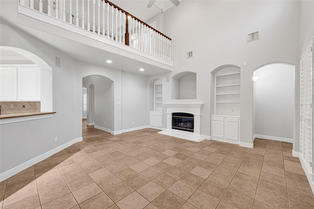 8619 Arranmore Lane - Photo 5