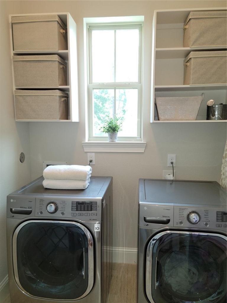 1126 W West 16th Street - Photo 48