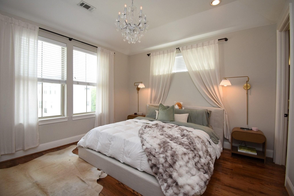 1126 W West 16th Street - Photo 42