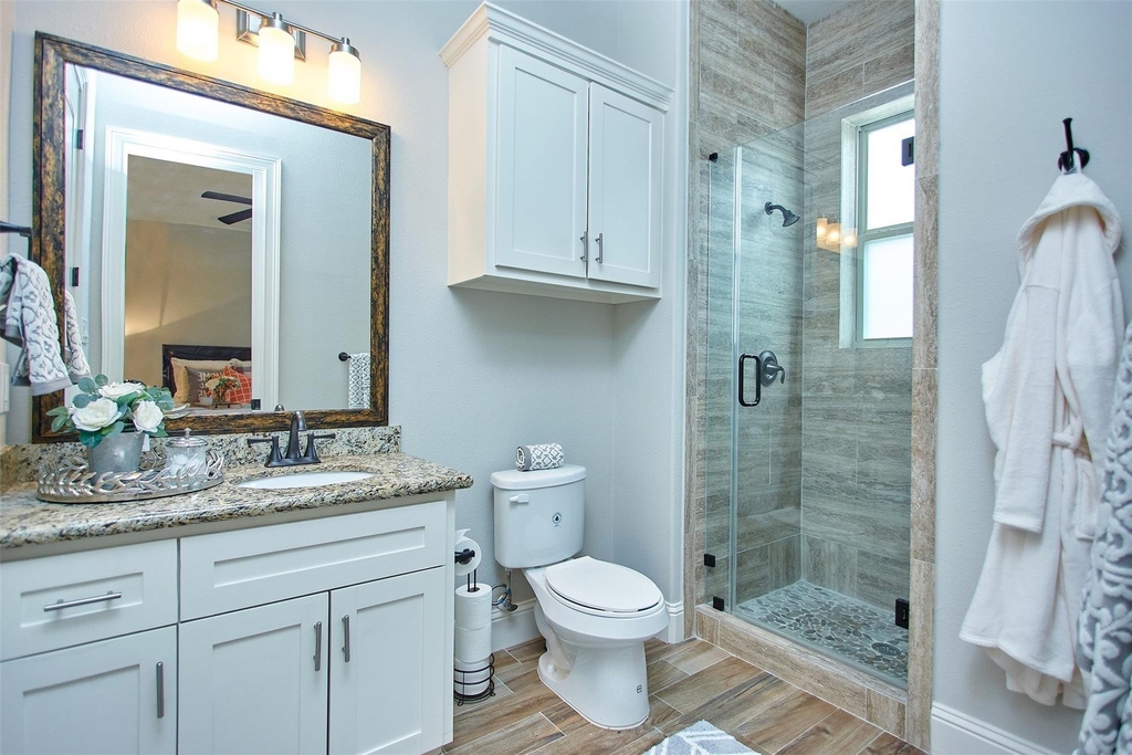 1126 W West 16th Street - Photo 12