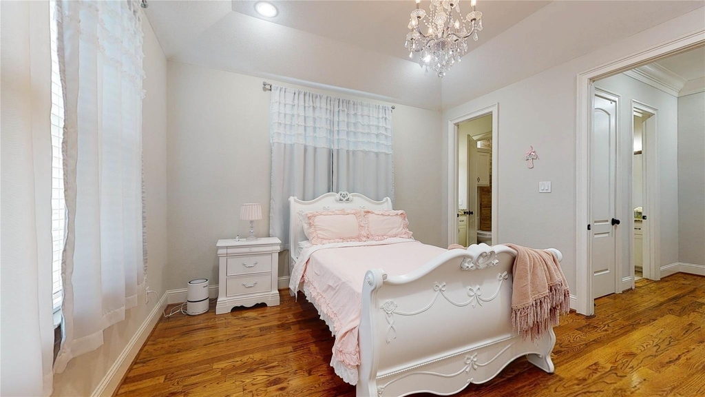 1126 W West 16th Street - Photo 41