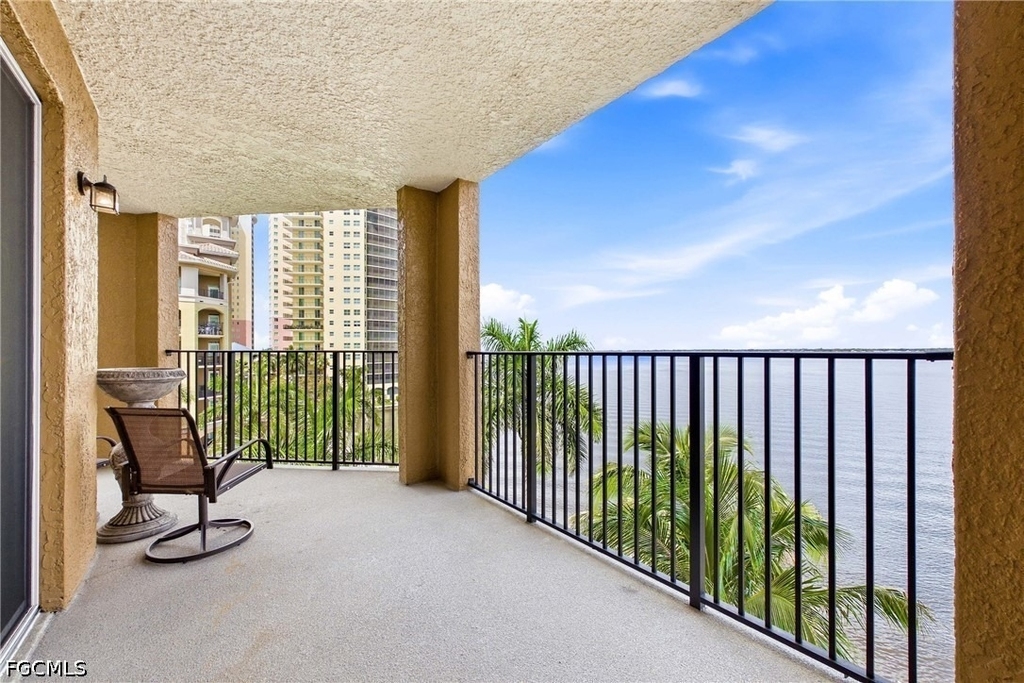 2825 Palm Beach Boulevard - Photo 22