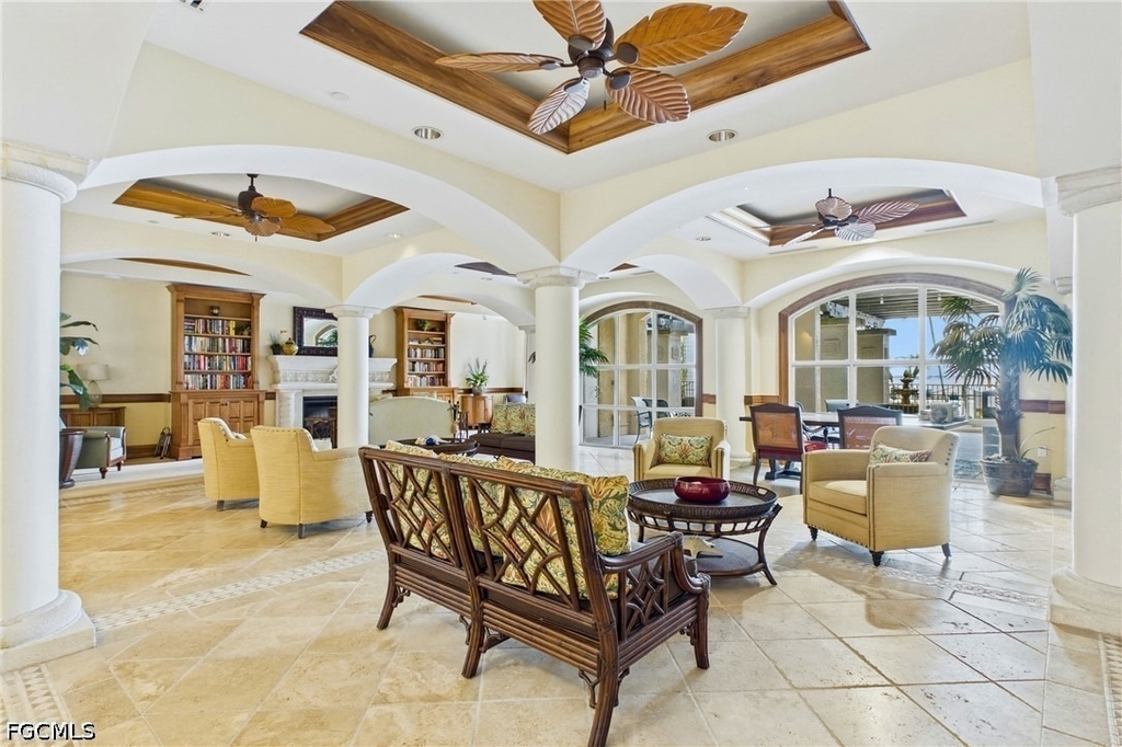 2825 Palm Beach Boulevard - Photo 28