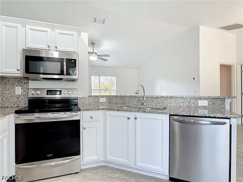 18522 Robinson Avenue - Photo 11