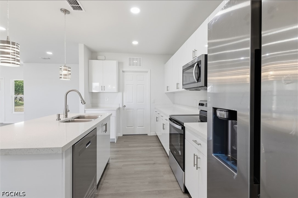 1406 Ford Circle - Photo 13