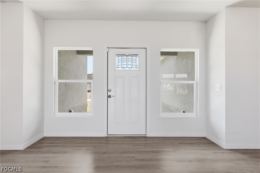 1406 Ford Circle - Photo 2