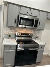 3318 Schroeder Avenue - Photo 3