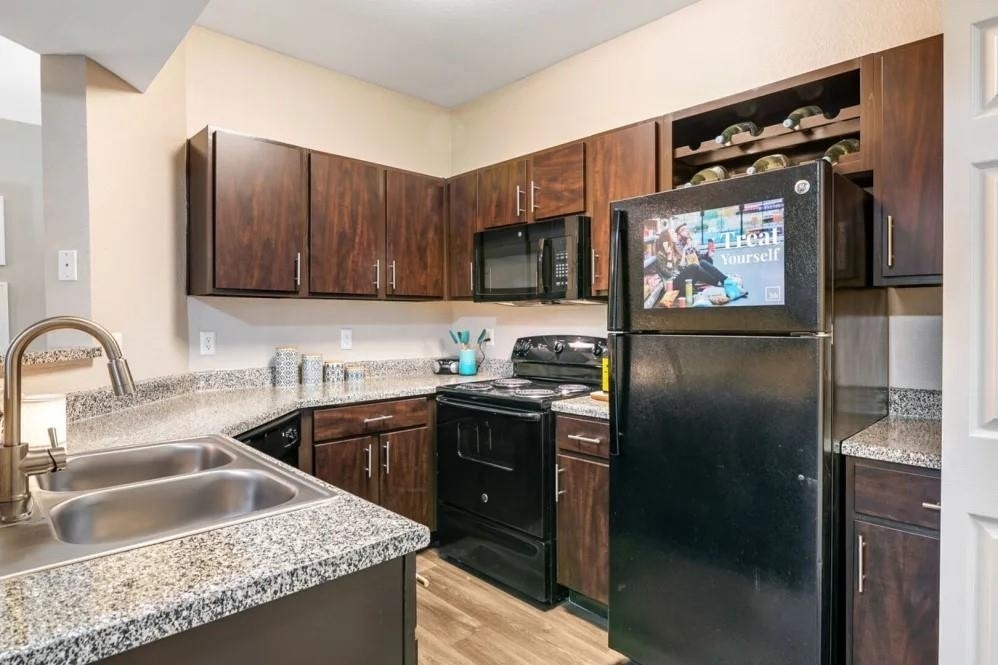 6565 Hollister Street - Photo 8