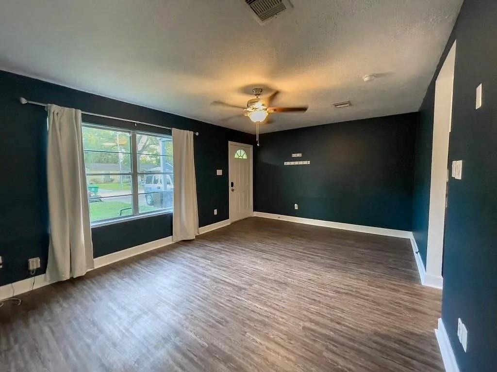 5211 Myrtlewood Street - Photo 11