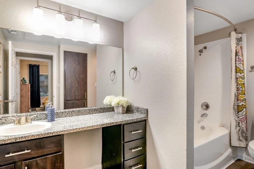6565 Hollister Street - Photo 3