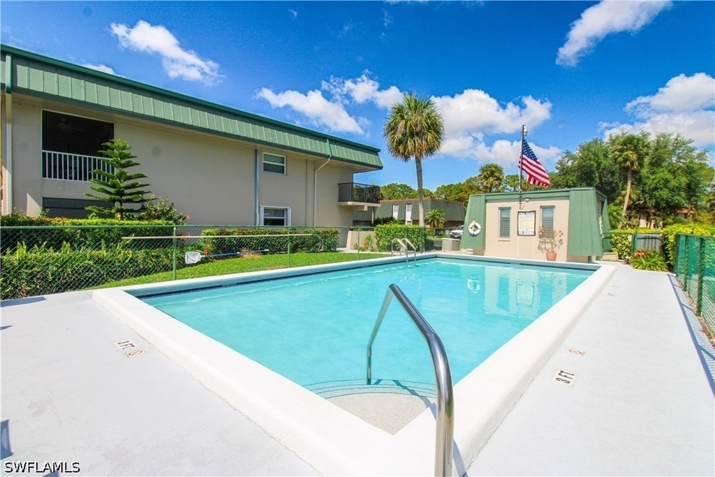 600 Valley Stream Drive - Photo 6