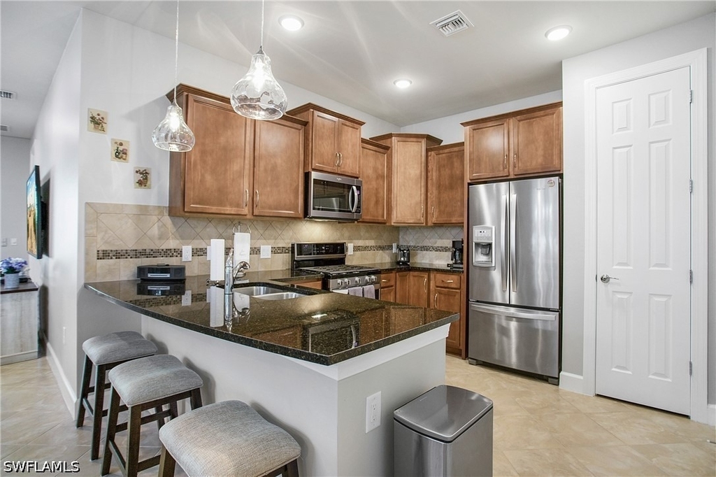 7674 Jacaranda Lane - Photo 11