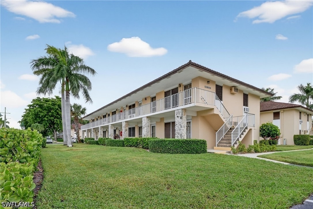 167 N Collier Boulevard - Photo 1