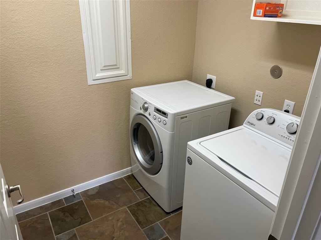 15 Innerwoods Place - Photo 8