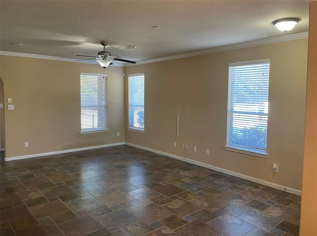 15 Innerwoods Place - Photo 3