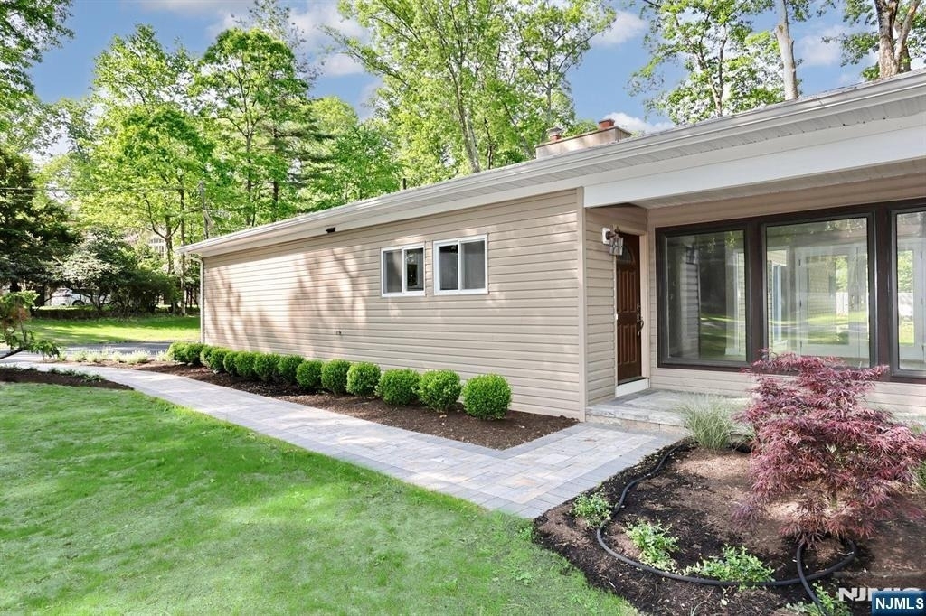 16 Cypress Peak - Photo 1