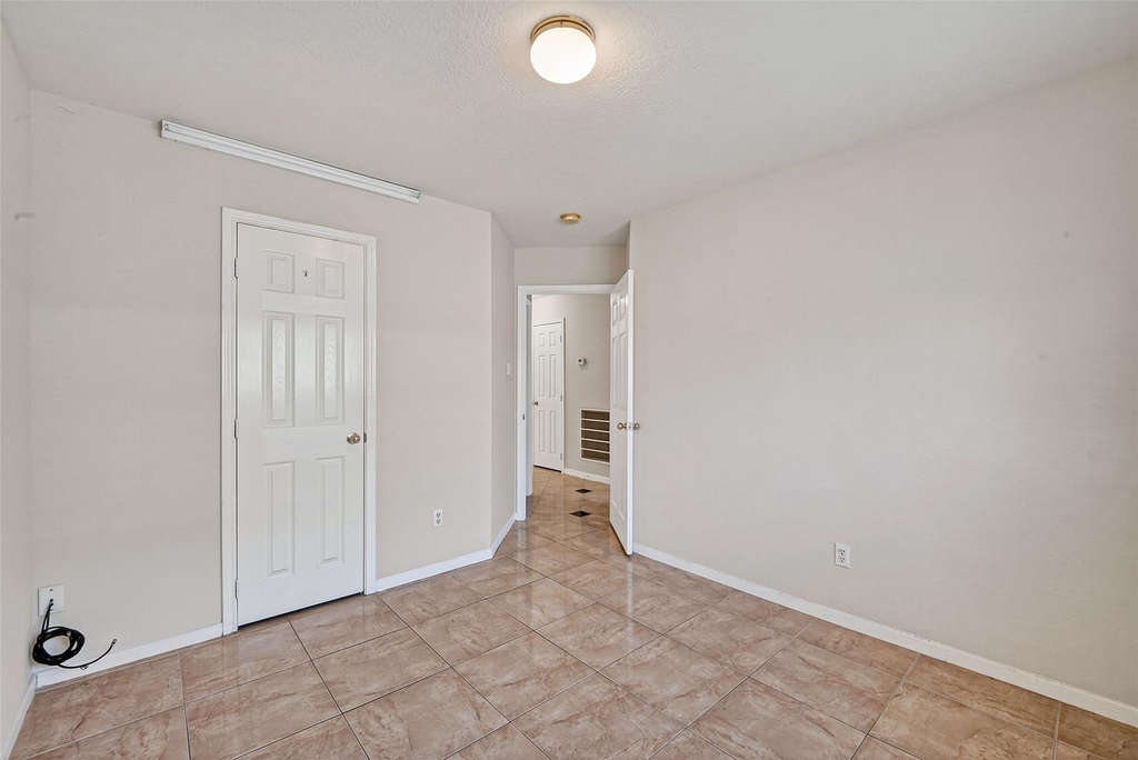 9918 Pierre Court - Photo 2