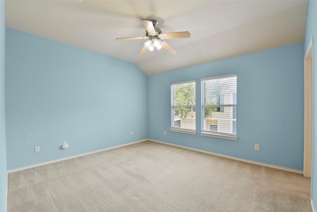 2711 Polk Street - Photo 17