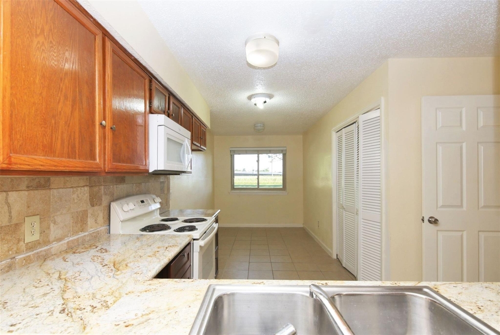 2115 E Weldon - Photo 7