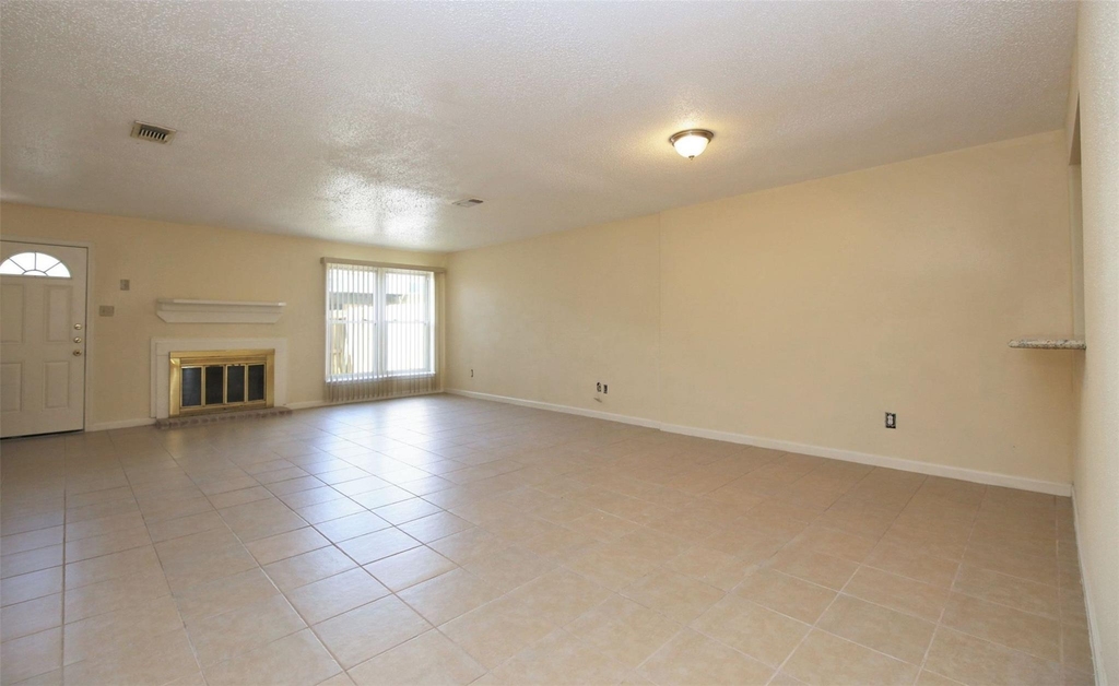 2115 E Weldon - Photo 5