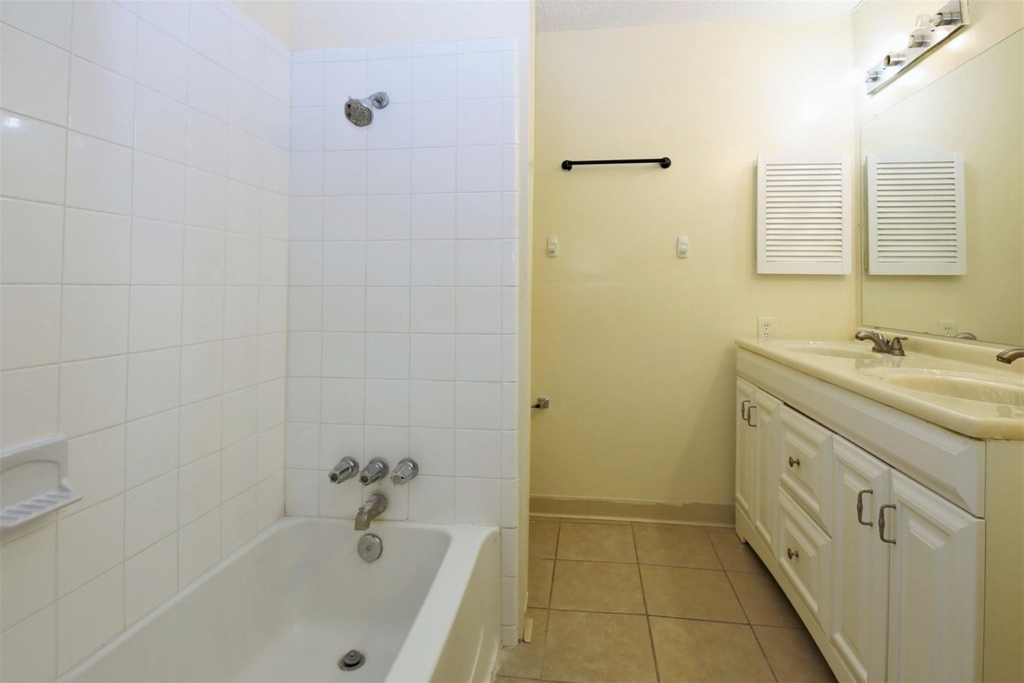 2115 E Weldon - Photo 15