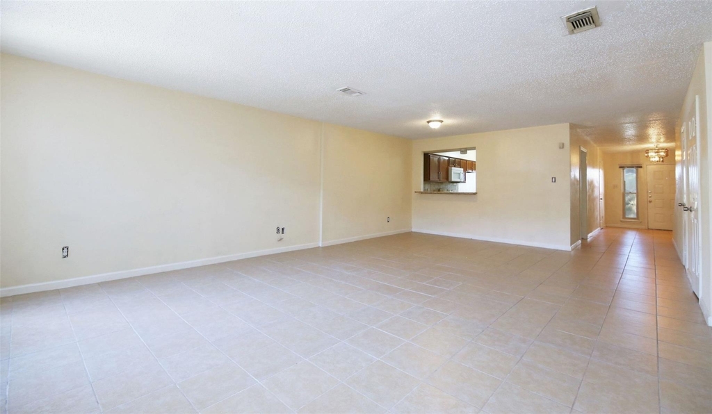 2115 E Weldon - Photo 4
