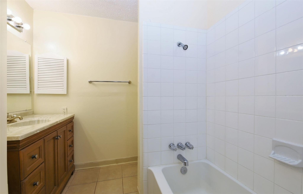 2115 E Weldon - Photo 17